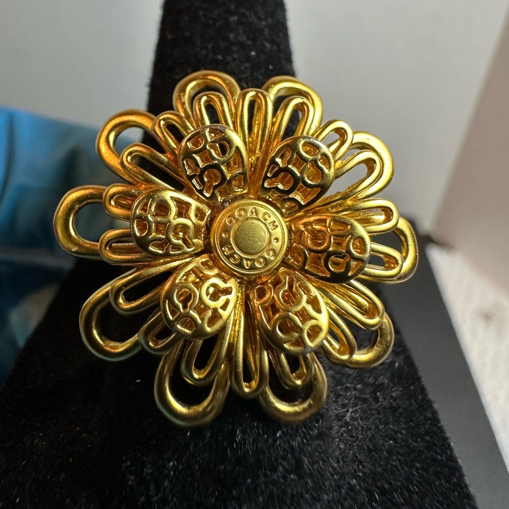 NWOT Coach Gold Floral Ring